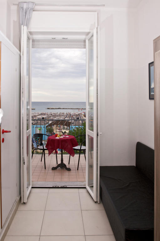 Hotel Garden كاتوليكا الغرفة الصورة