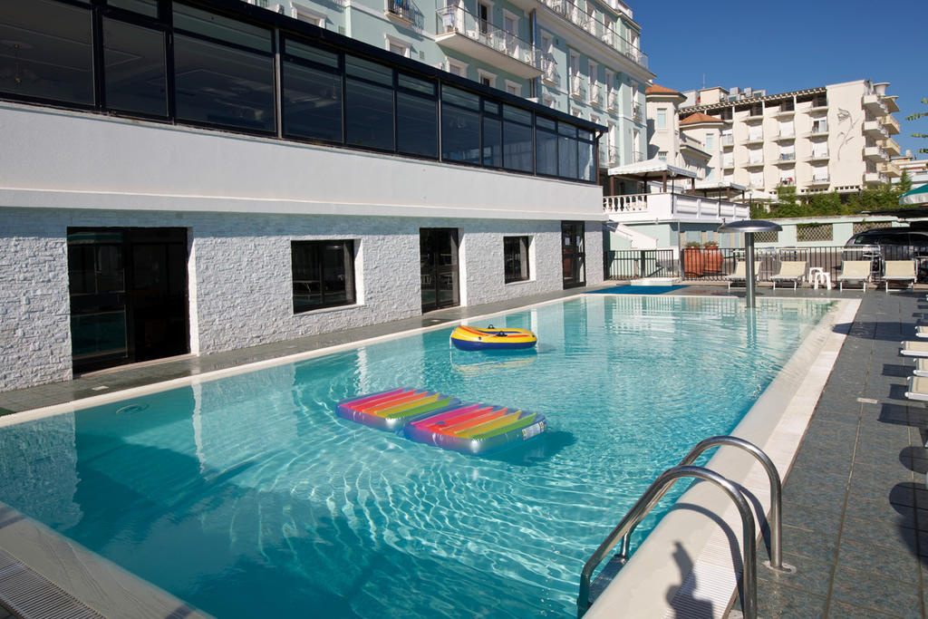 Hotel Garden كاتوليكا المظهر الخارجي الصورة