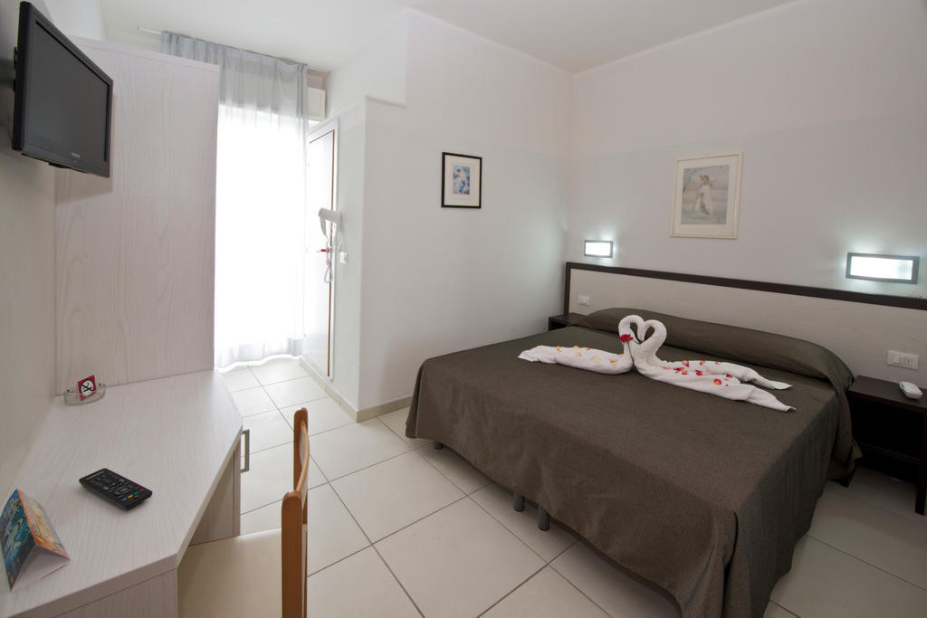 Hotel Garden كاتوليكا المظهر الخارجي الصورة